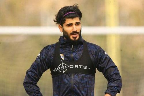  واکنش مدیر پرسپولیس به پیشنهاد به مدافع استقلالی