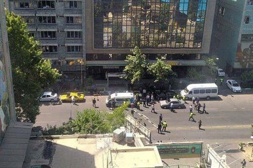 سوء قصد به ماموران پلیس در خیابان طالقانی