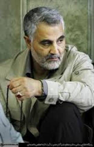 حضور حاج قاسم در تشییع شهید مدافع حرم رضا خرمی 