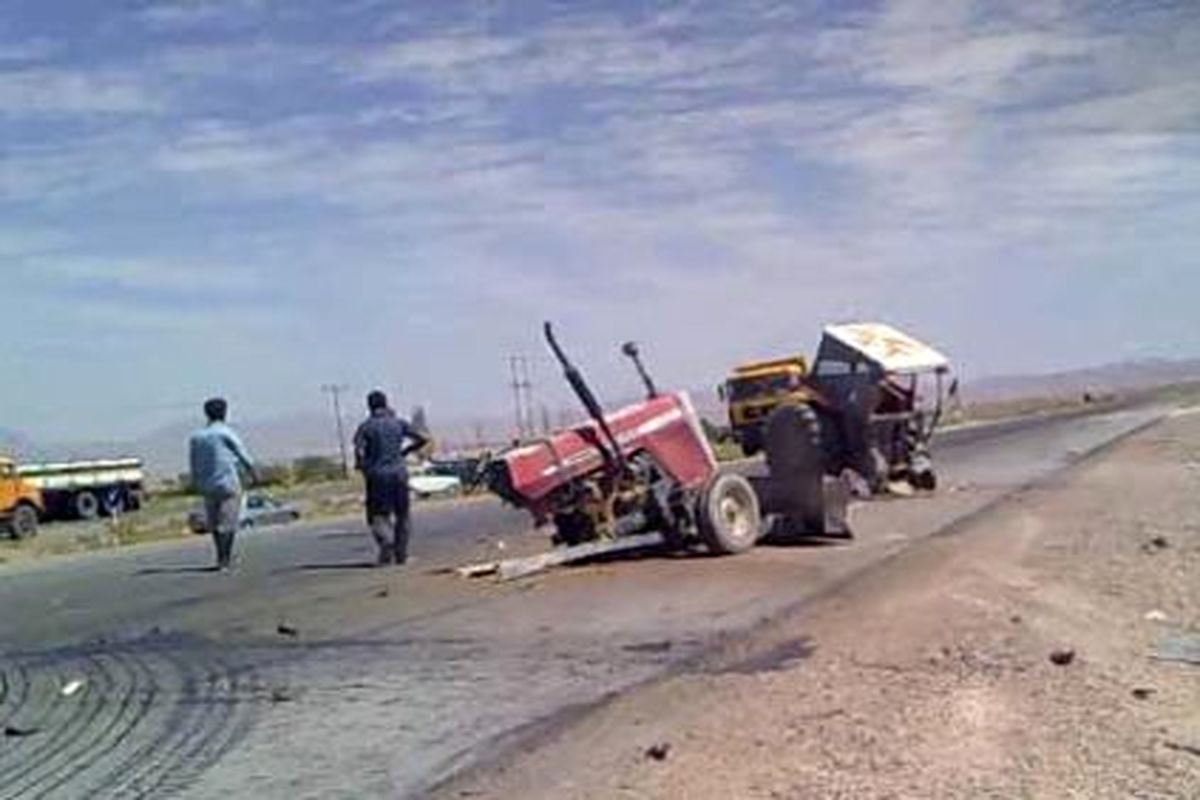 حادثه در اثر امداد غیر اصولی تراکتور به تریلی