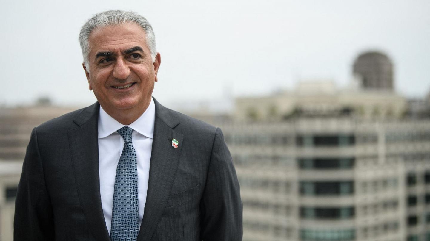  رضا پهلوی صدای کارشناسان BBC را هم درآورد