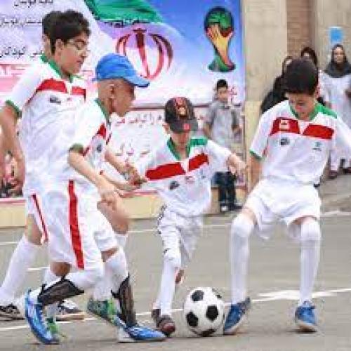  ویدئو / «جام‌جهانی کوچک»؛ نبرد فوتبالی برای روحیه‌بخشی به کودکان بیمار