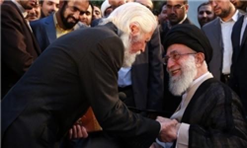 سخنان رهبر معظم انقلاب درباره مرحوم حمید سبزواری/ وقتی جریان روشنفکر در مقابل انقلاب قرار گرفت حمید سبزواری در میدان بود/ سبزواری در رتبه بالای شعر معاصر قرار دارد
