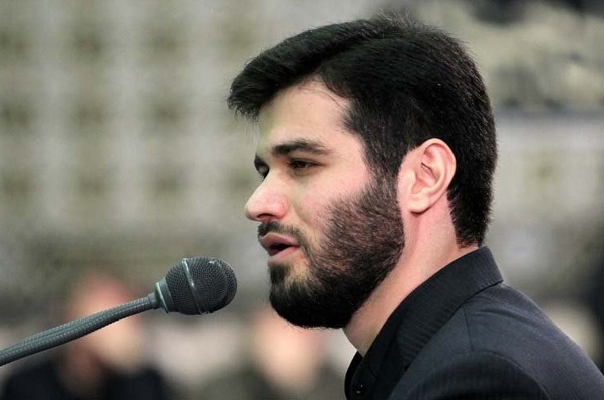 مناجات خوانی میثم مطیعی در مدینه منوره