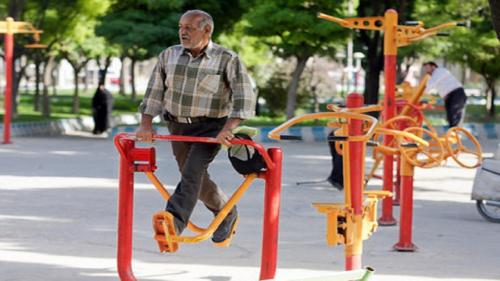  اماکن ورزشی شهر تهران فرسوده است