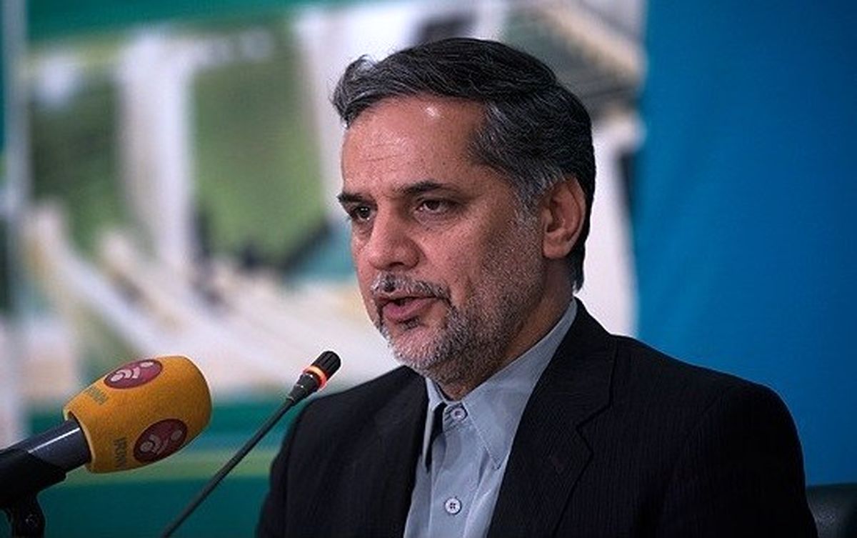 جلیلی، موافق مذاکره و توافق است/ مجلس تهدید به خروج از «ان پی تی» کند تا از آمریکا امتیاز بگیریم 