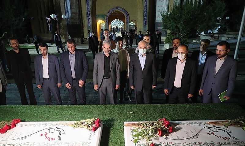 عکس/ قالیباف نماز صبح کجا بود؟