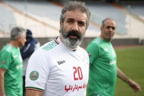 گل‌محمدی باید جدا می‌شد