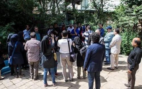 دریافت ۱۰۰ هزار تومان برای بازدید از خرابه!