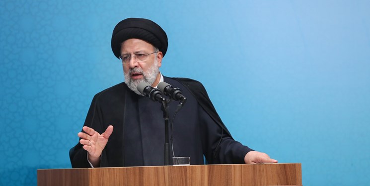 هرگونه توسعه‌یافتگی را باید فرع بر حفظ محیط زیست بدانیم