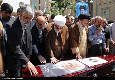 عکس/ تشییع پیکر حمید سبزواری (۱) 