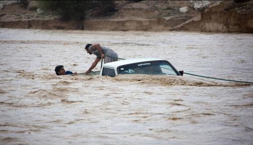  فیلم/ وقوع سیل مرگبار در استهبان