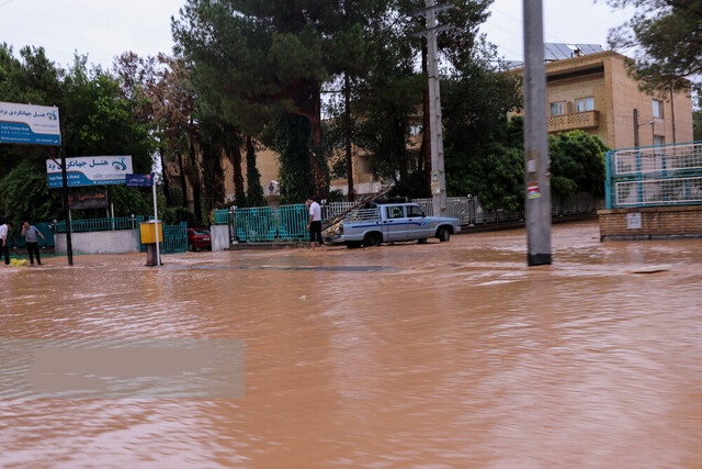  تیم‌های "محب" به مناطق سیل‌زده رفتند