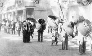  آن روز که سفارت انگلیس دیگ نذری بار گذاشت
