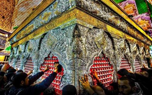 اهمیت زیارت امام حسین(ع) در شب عاشورا