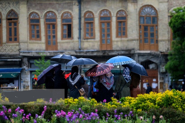 رگبار و رعد و برق در نقاط مختلف کشور/ 