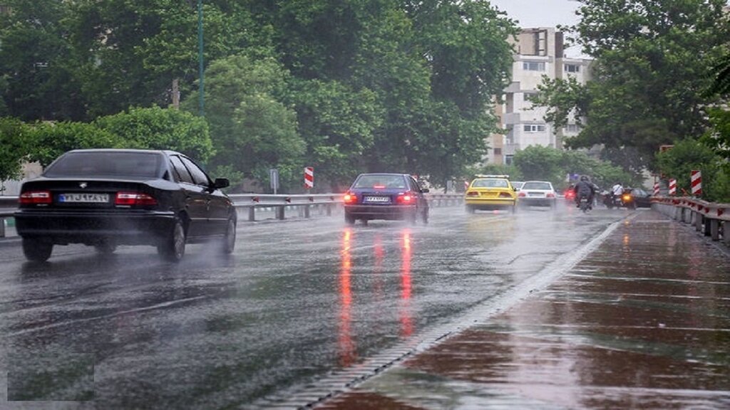  احتمال وقوع رگبار در شمال تهران