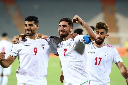  پیشنهاد ۱۰۰۰ میلیاردی برای ستاره تیم‌ملی!