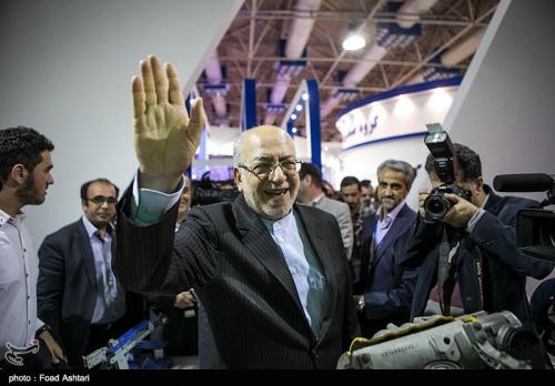  کارخانه‌هایی بزرگ‌تر از ارج به فروش گذاشته شده‌اند /  آیا پروژه فروش صنعت خودرو ایران به فرانسه کلید خورده است؟ 