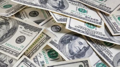  دلار در کف قیمت ۳ ماهه