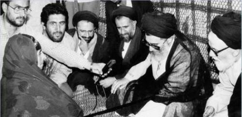  لحظاتی از سفر رهبر انقلاب به لرستان 