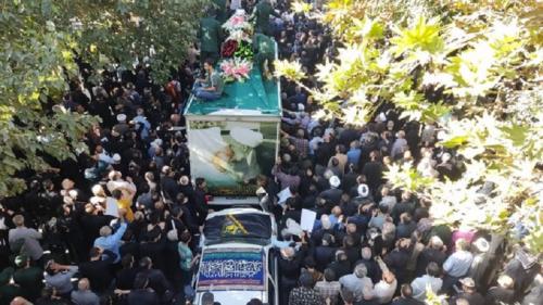 سنگ تمام اصفهانی‌ها برای وداع با آیت‌الله ناصری 