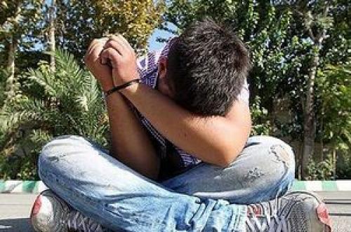 دستگیری زورگیر ۱۵ساله با شلیک 