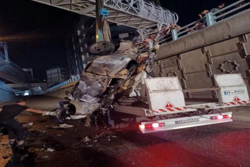  سقوط مرگبار خودرو در پل صدر
