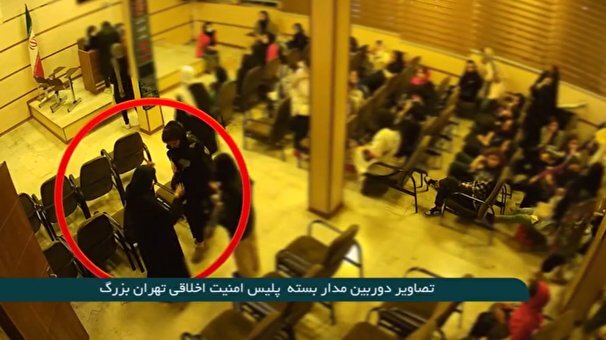 فیلم کامل در حضور مهسا امینی در مقر پلیس 
