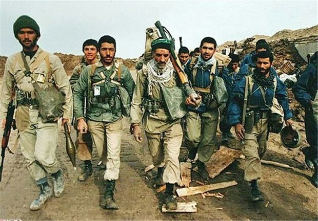 هفته «دفاع مقدس» نقطه اوج عزت ایران است