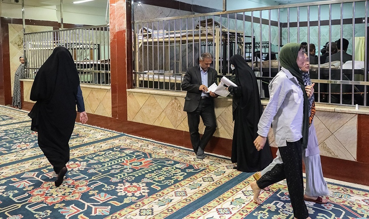 زنان بازداشت شده اعتراضات در ندامتگاه زنان تهران 