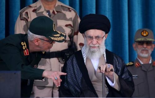 حضور رهبر انقلاب در دانشگاه افسری امام حسن(ع)