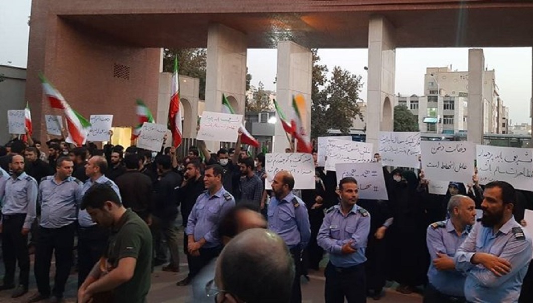 روایتی متفاوت از اتفاقات تلخ دانشگاه شریف/ سردادن فحش ناموسی به دانشجویان +فیلم 