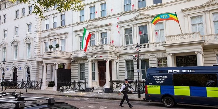 سکوت معنادار در قبال تعرض به سفارتخانه‌های ایران