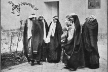  حال و روز زنان بیوه در عصر قاجار 