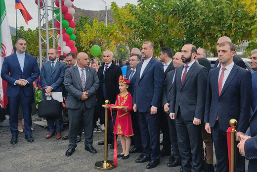  فیلم/ حضور امیرعبداللهیان در مراسم افتتاح سرکنسولگری ایران در ارمنستان