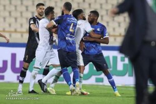 ساپینتو هم خودش را بدبخت کرده هم استقلال را