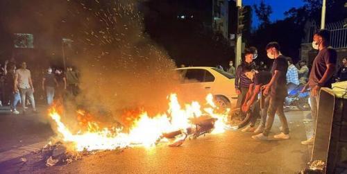 دست آشوبگر، داعشی و افراطیون اصلاحات در یک کاسه است/«ویران‌‌سازی ایران» فصل مشترک افراطیون اصلاحات و داعش