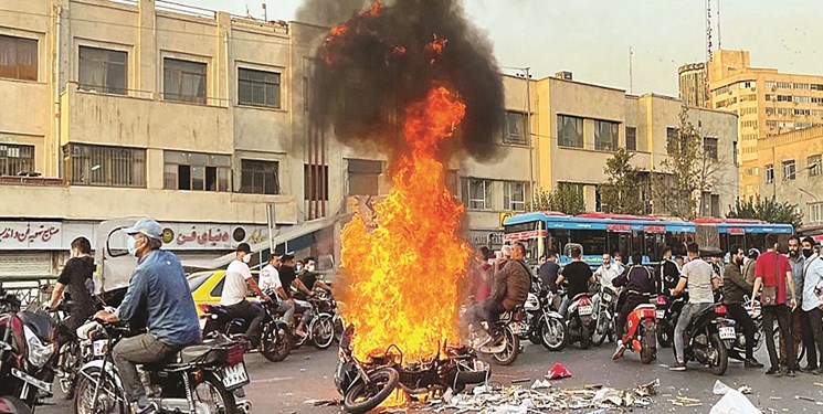  «قمه» سلاح سازمانی اراذل و اوباش/ چرا ساخت و فروش «بلندی» جرم انگاری نمی‌شود؟ 