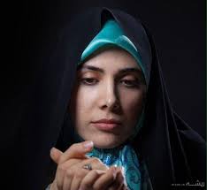 دفاع دختر صفدر حسینی از خود، همسر و پدرش/ شبکه های اجتماعی جولانگاه کینه توزان است