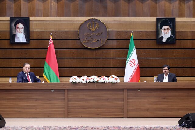  تاکید مخبر و گلاوچنکو بر گسترش مناسبات اقتصادی در شرایط تحریم
