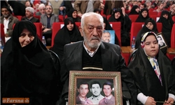 او پشتیبان جبهه فرهنگی انقلاب بود