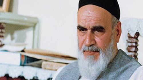 نگاه امام خمینی (ره) به مهم بودن حفظ نظام را از جان امام زمان (عج) 