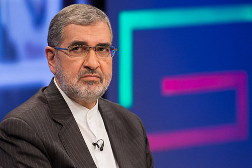  فیلم/ وزیر نفت روحانی با لگد به سینه چینی‌ها زد