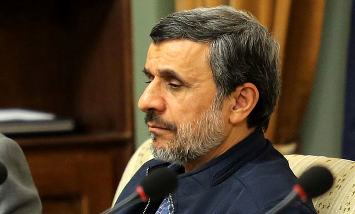  چرا احمدی‌نژاد سکوت کرده است؟