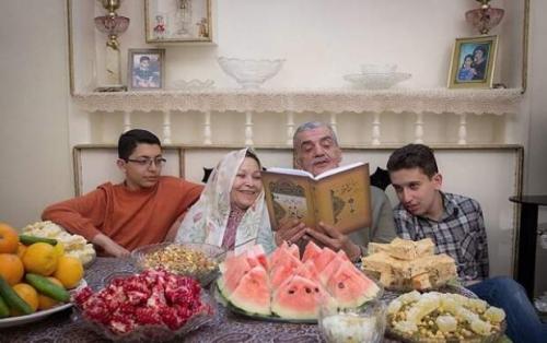 فرسنگ‌ها فاصله تا یلدای نیاکان
