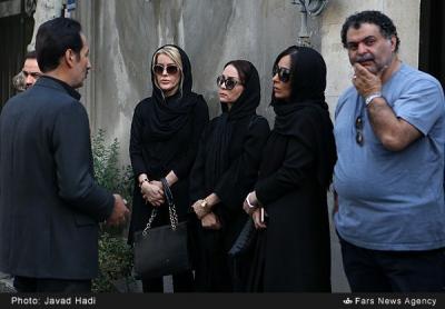 عکس/تشییع پیکر زنده یاد ملیحه نیکجومند