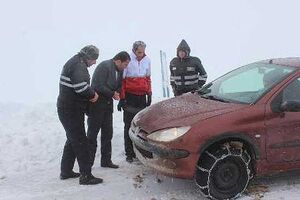  تردد در محورهای برف‌گیر بدون زنجیر چرخ ممنوع