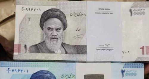 فیلم/ رونمایی از اسکناس جدید ۱۰۰۰ تومانی