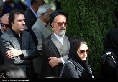 عکس/ تشییع پیکر مهدیه الهی قمشه‌ای 